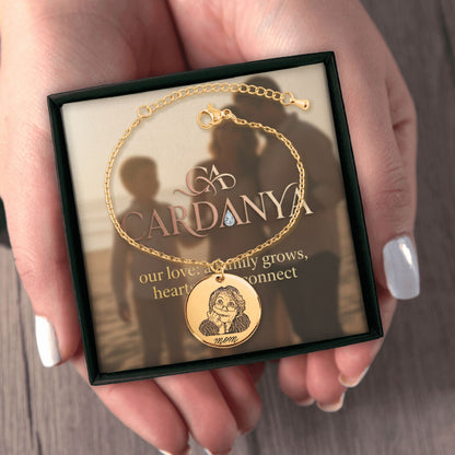 Timeless Mom | Hand-Drawn Portrait Chain Bracelet